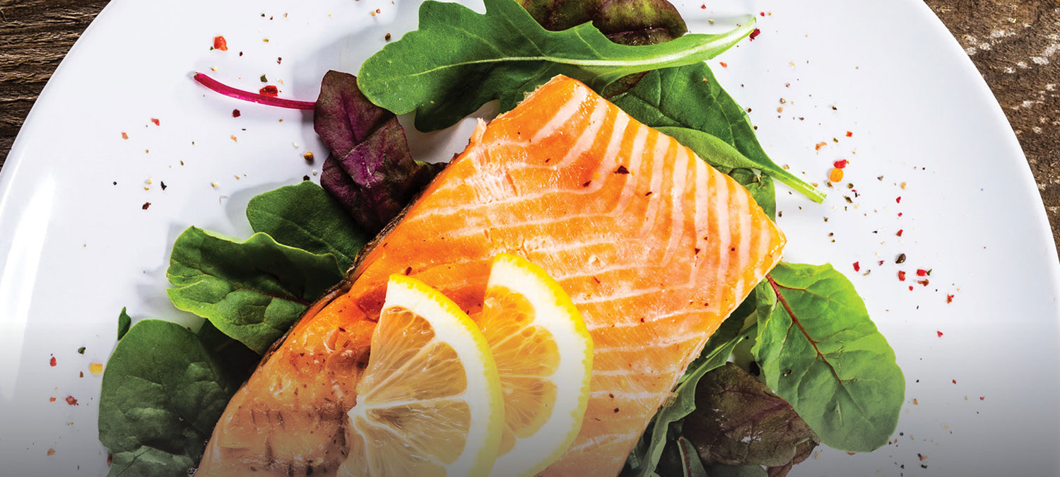 Anti-Inflammatory Salad with Fish